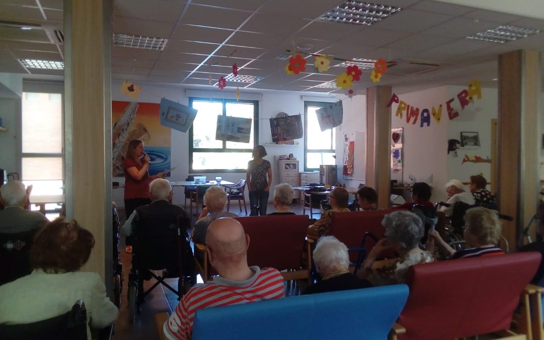 Sessió amb la Sílvia i l’Anna de la Biblioteca