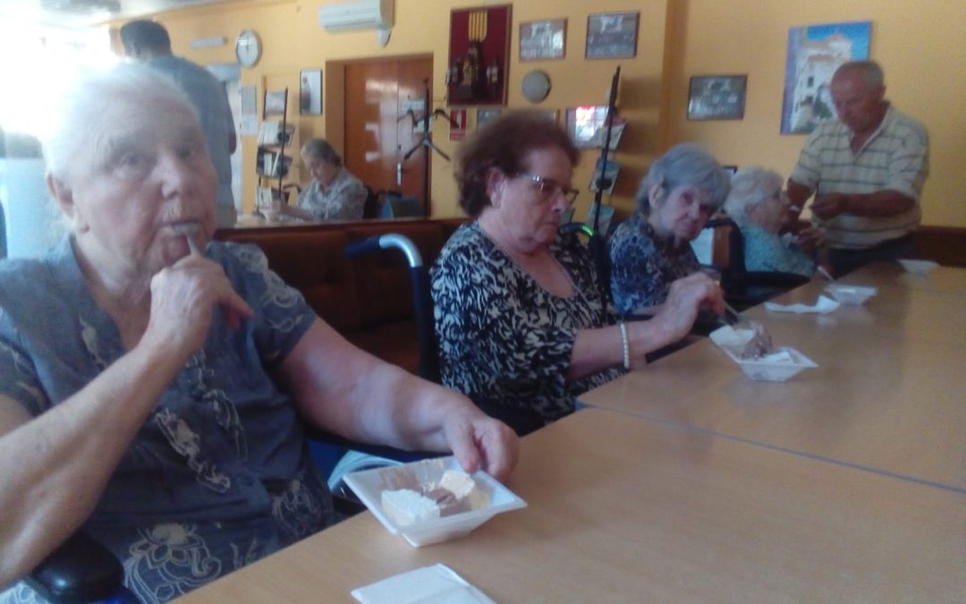 Fa calor… que bé que senta un gelat !!